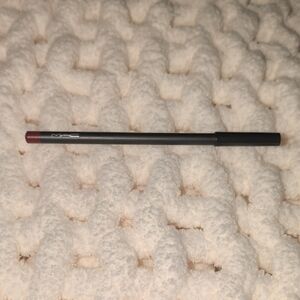MAC Lip Pencil